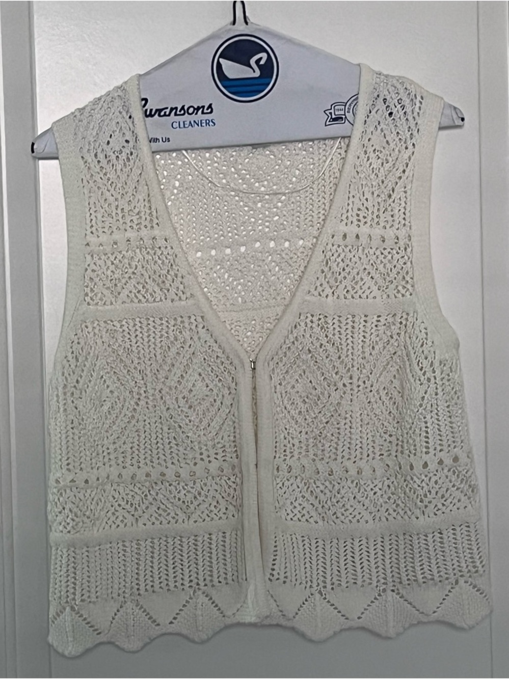 A New Day Cream Crochet Knit V-Neck open Front Sweater Vest sz small